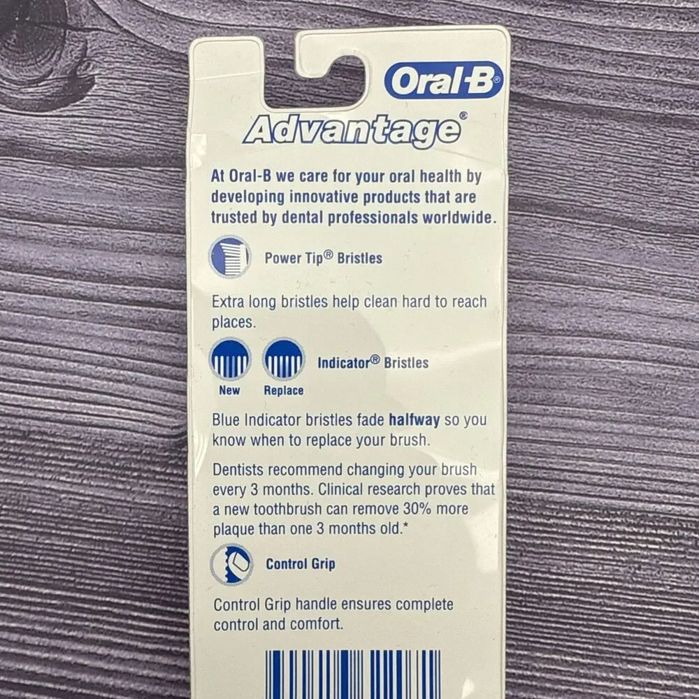 2 Pack Oral-B Advantage Toothbrush SOFT Bristles (40) Indicator VINTAGE USA NOS